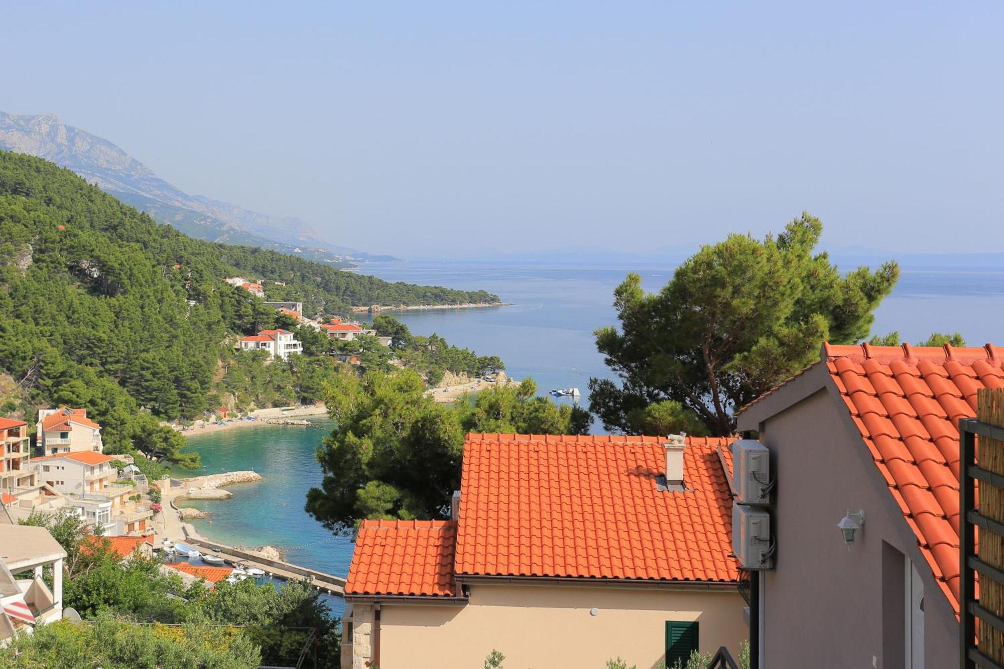 Apartments With A Parking Space Brela, Makarska - 789 Eksteriør bilde